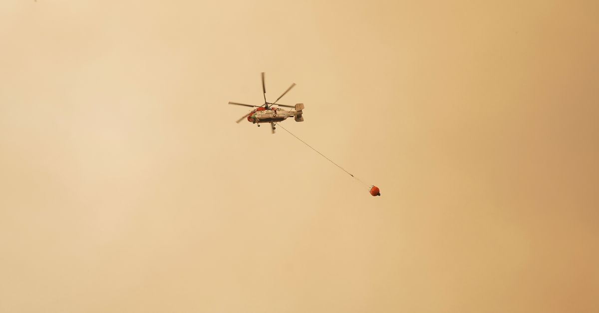 Wildfire haze engulfs New Jersey, Spain train in toxic smoke ahead of World Cup final