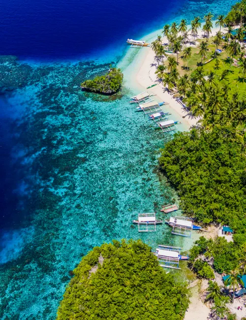 The Ultimate Philippines Best Beaches Guide: Crystal Waters and Hidden Coves