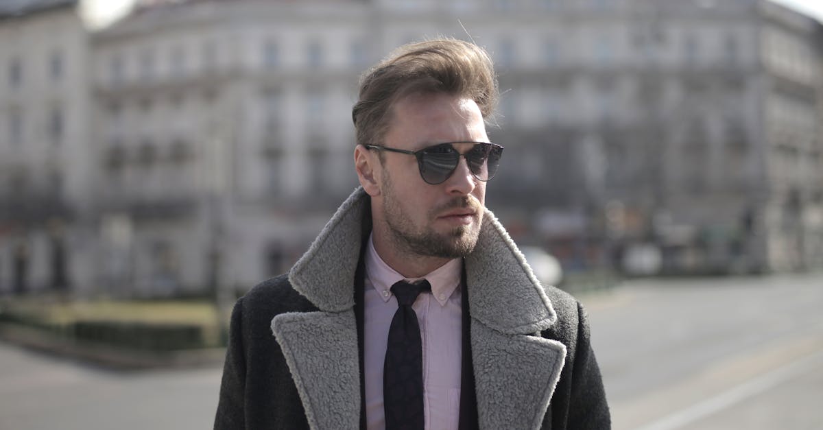 How to dress more masculine as a man