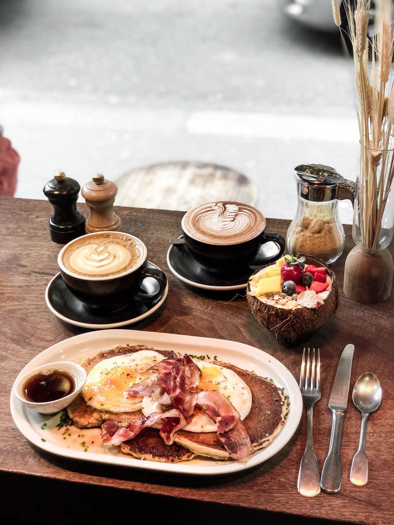 Breakfast Platters & Sides