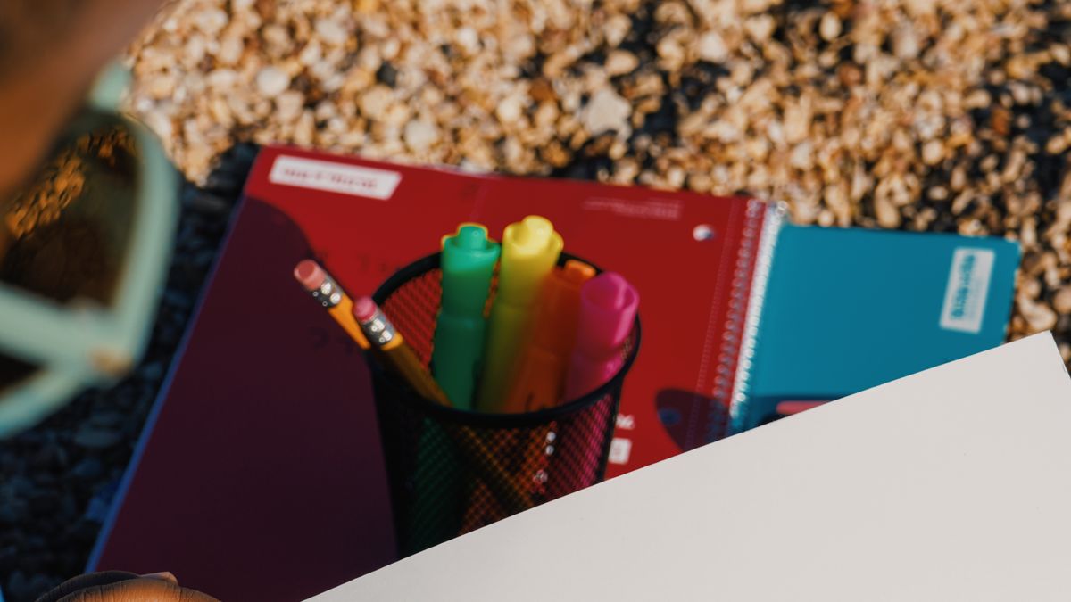 Enfant qui régresse pendant les vacances dété comportement normal