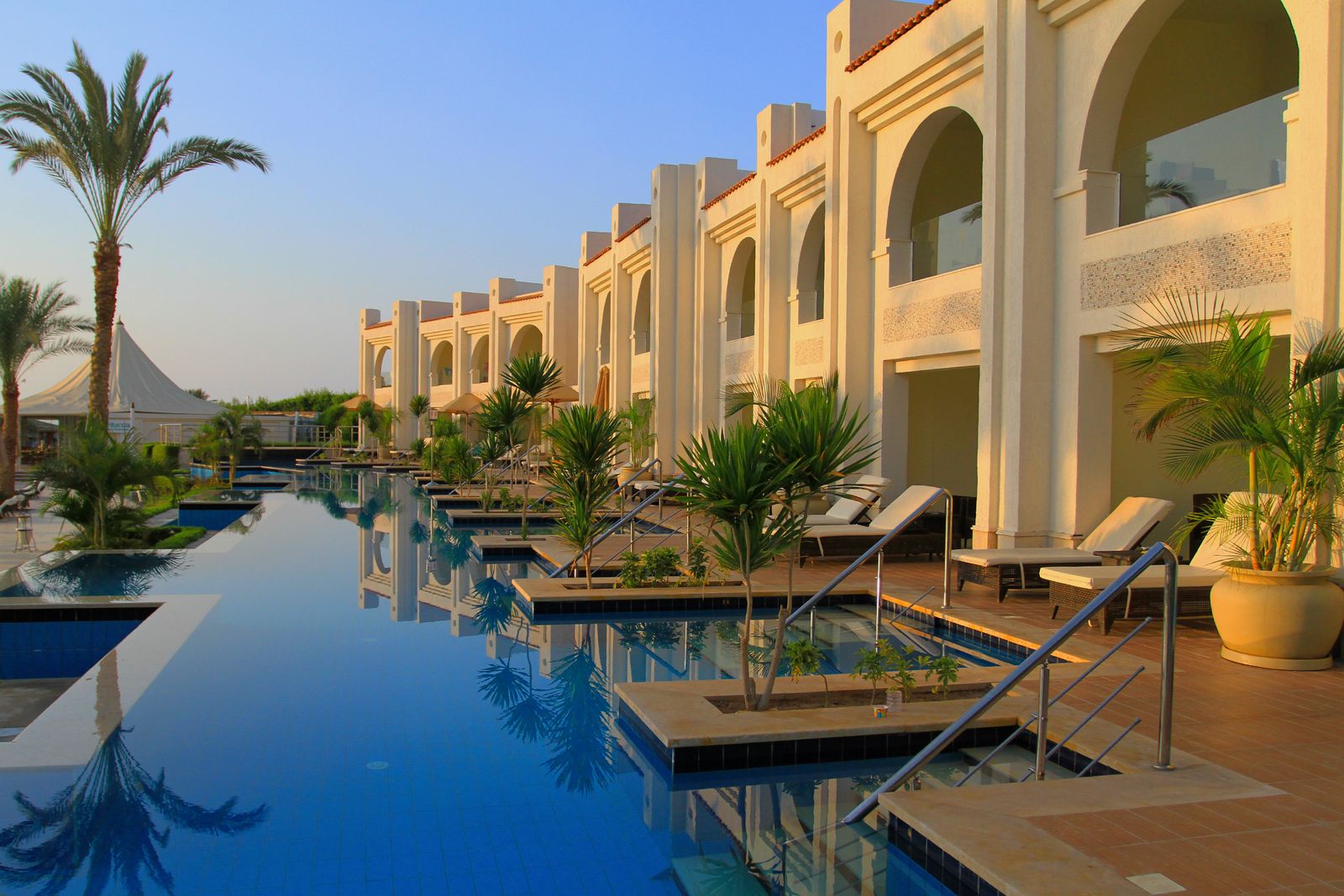 Rooftop infinity pool at Grand Roll