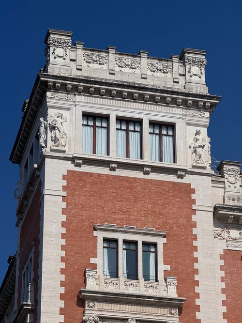 Free Close-up of a Renaissance Revival building facade in Rome with intricate details. Stock Photo