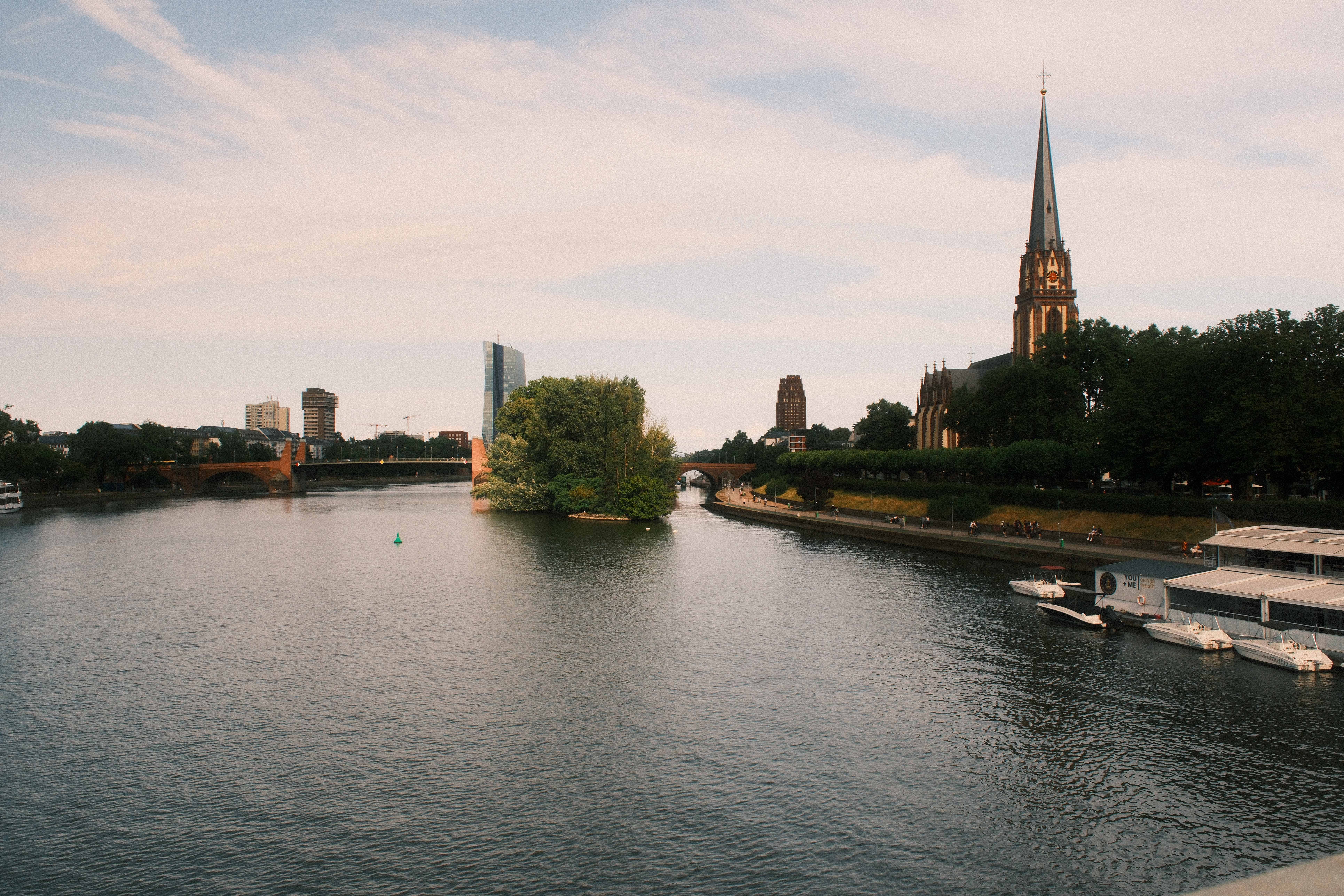 First Time in Frankfurt: A Complete Visitor's Guide
