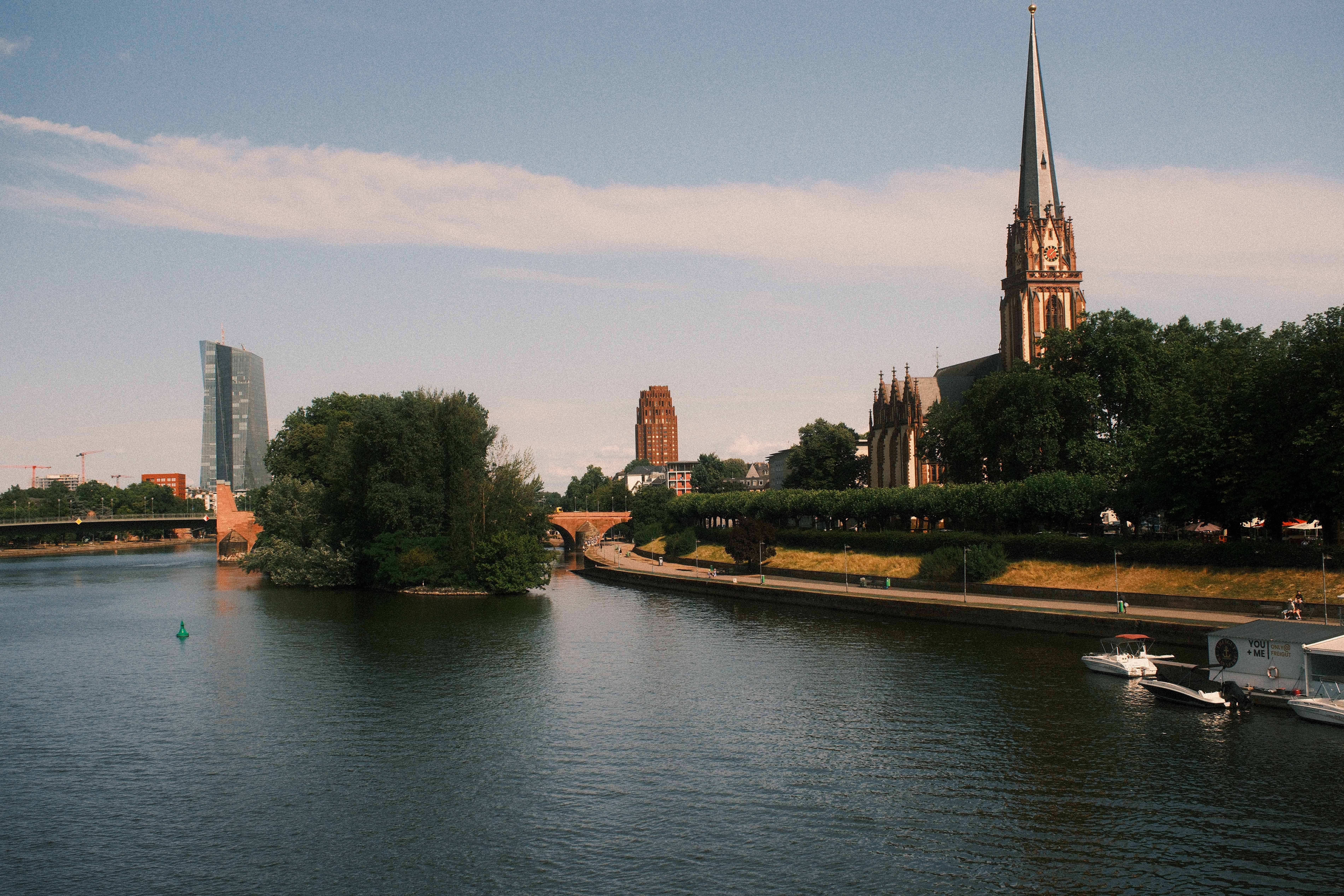Euro zone consumer inflation expectations ease in July survey