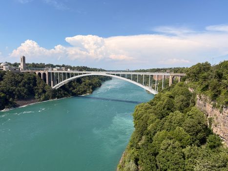 Canada to Open Gordie Howe Bridge Solo Amid U.S. Trade Tensions
