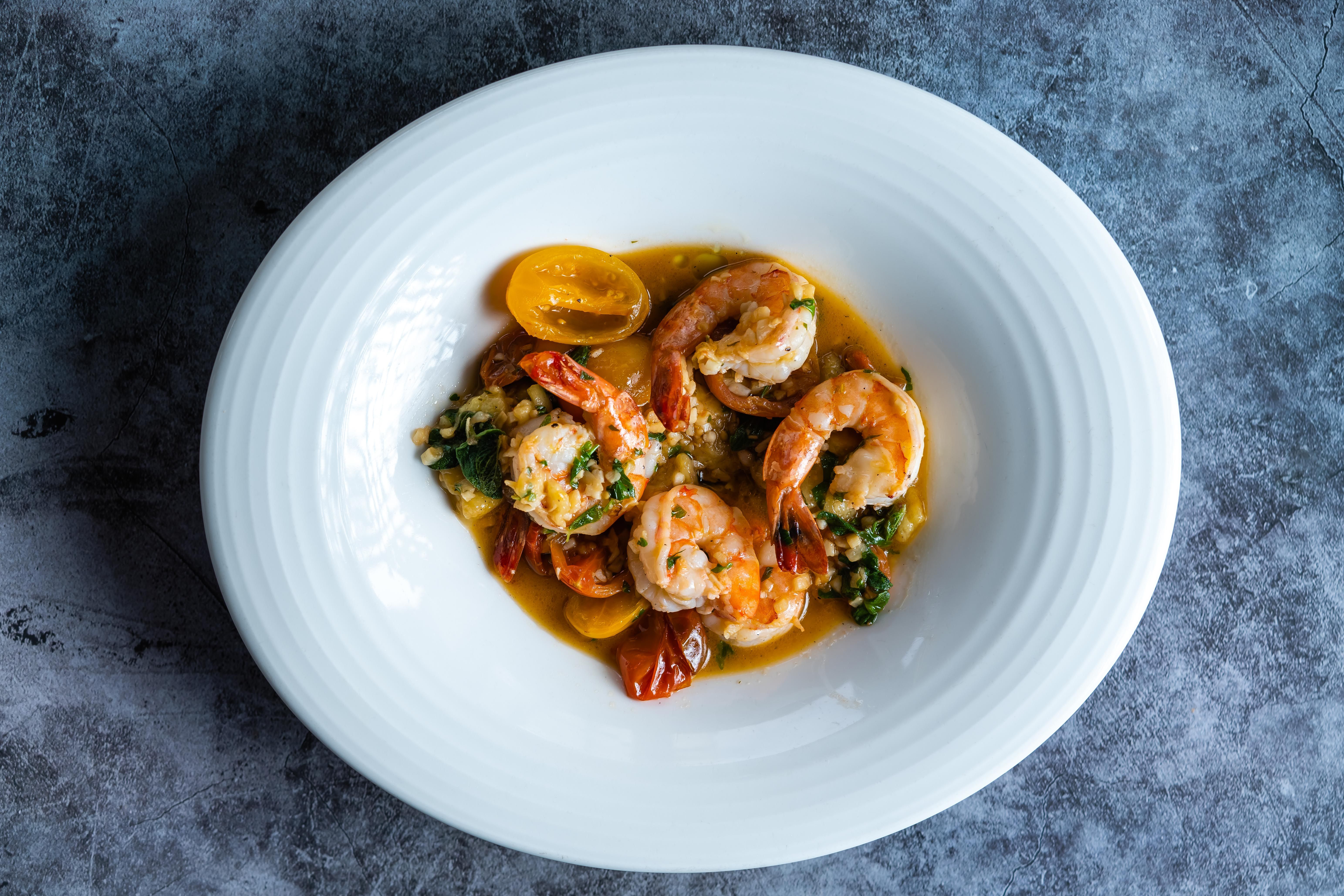 Old-Bay Shrimp & Grits with Charred Asparagus