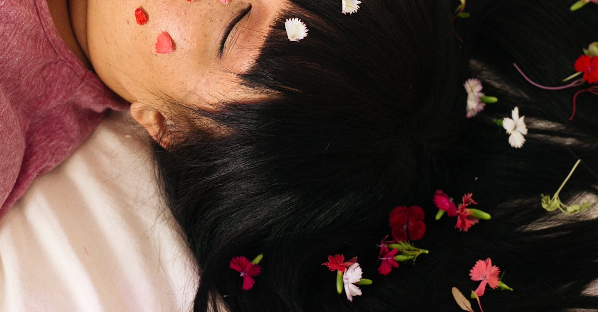 How to remove thick dead skin from feet home remedy