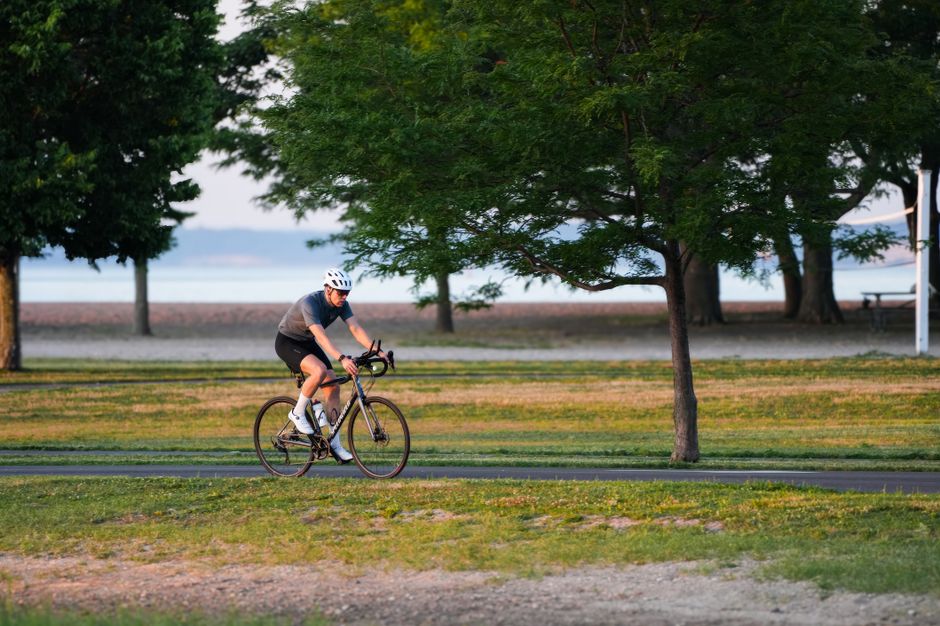 Ottawa-Area Cyclist Trains in DIY Sauna for Sahara Desert Odyssey