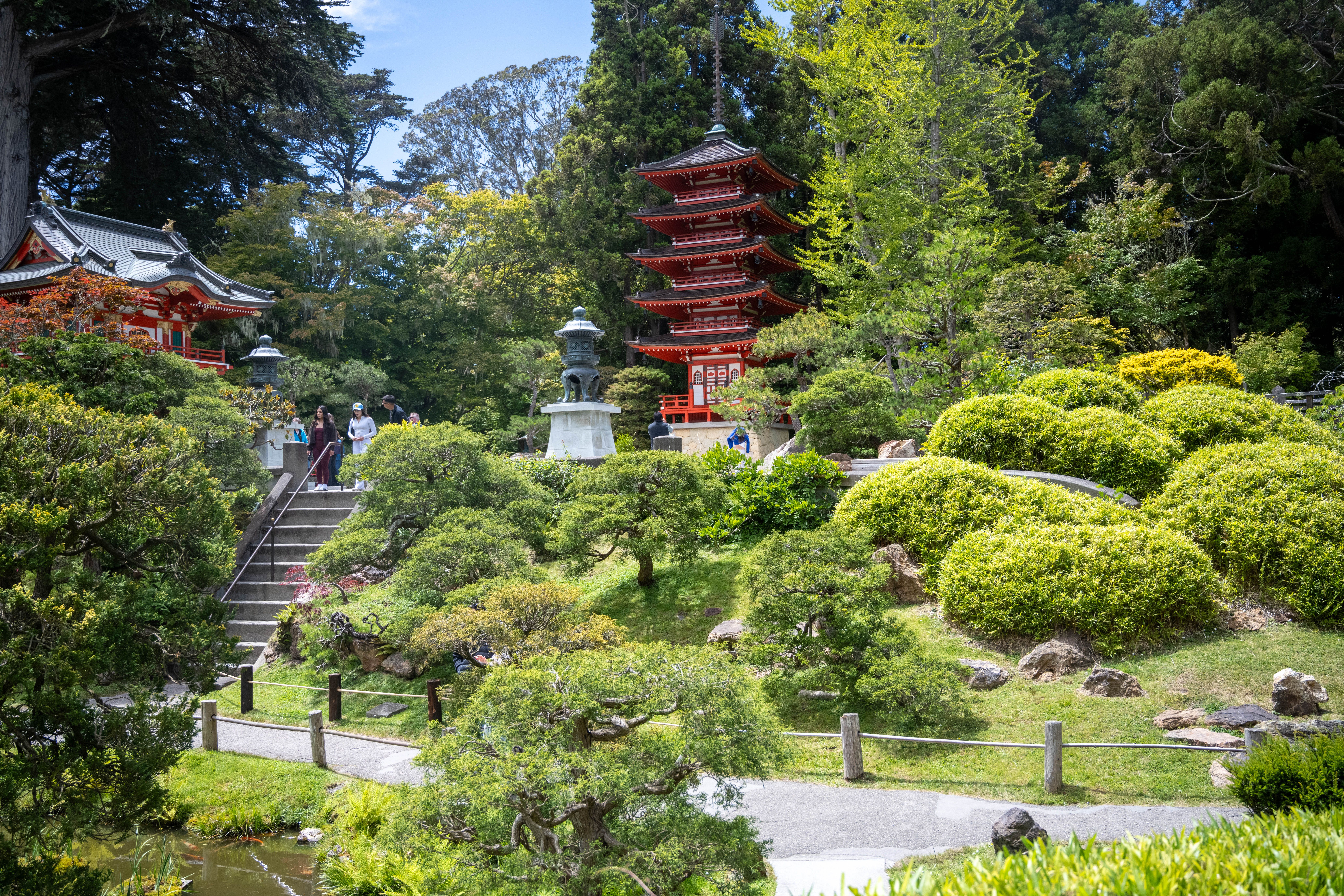 Japanese tea garden where fortune cookies were originally served to immigrant communities