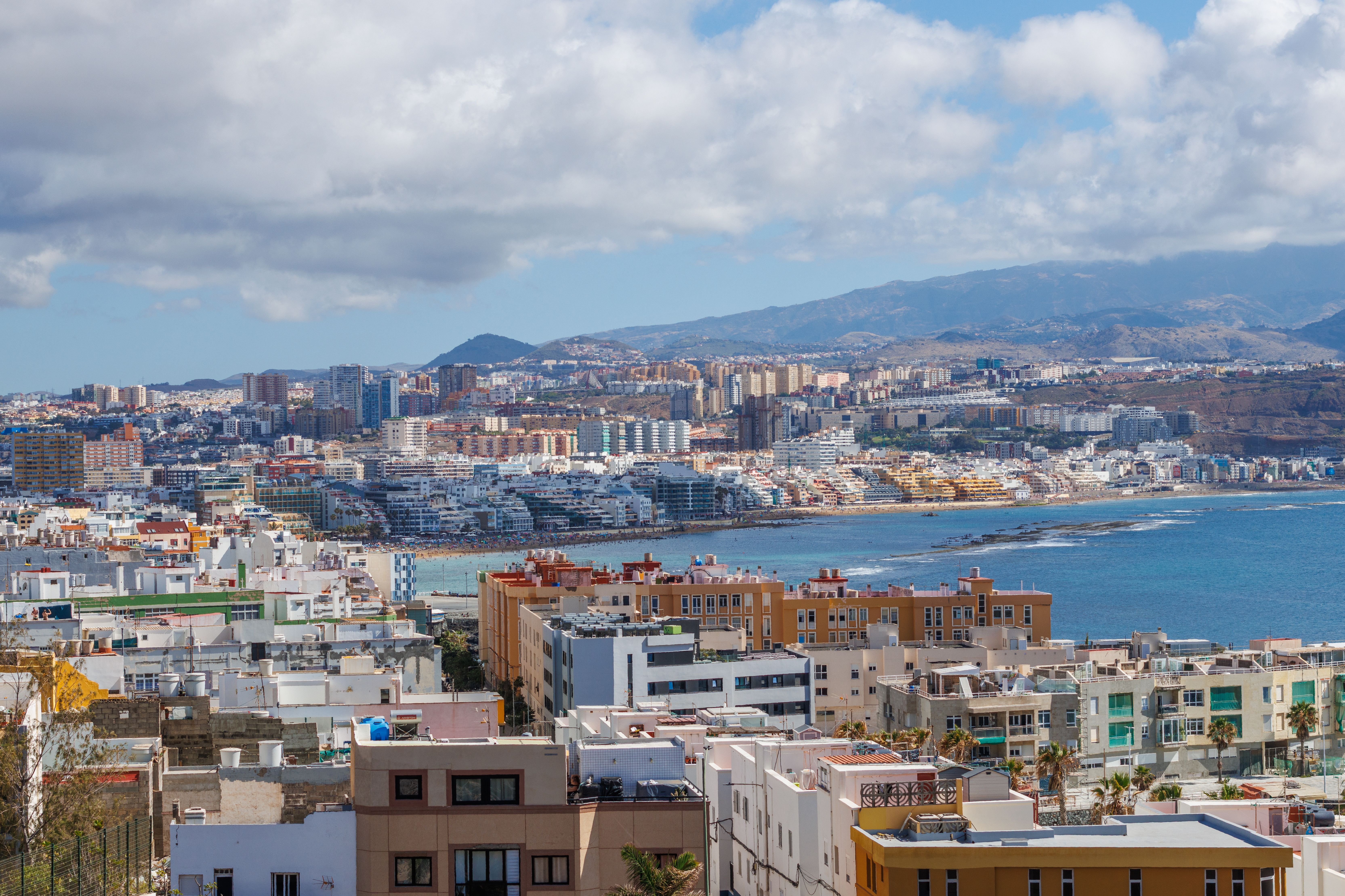 Vagas de emprego Palmas: oportunidades e setores em alta