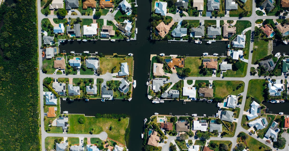 曼德勒船屋關懷計畫 助弱勢家庭生活補助解困頓