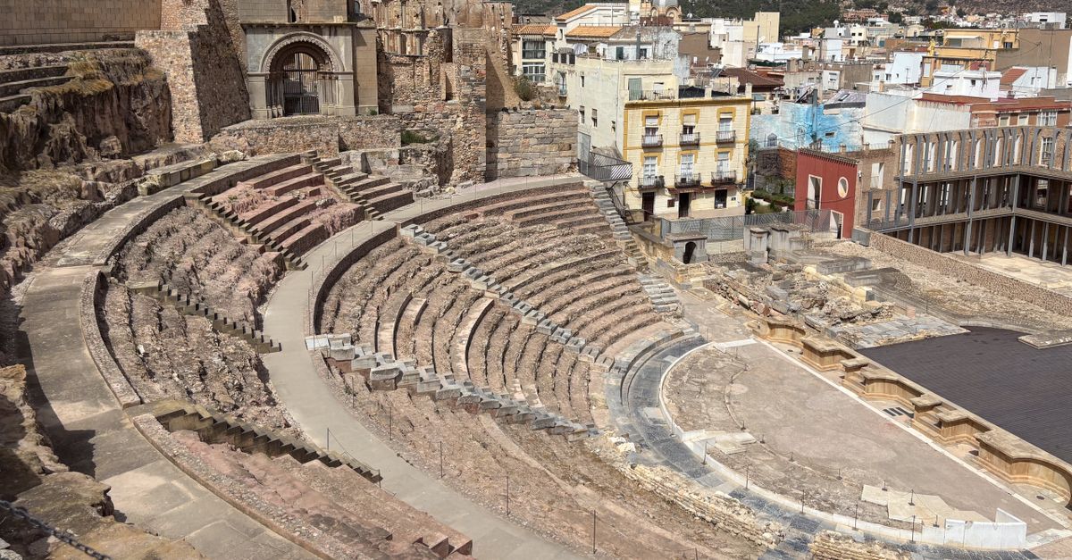 The history and preservation of the Olympic Theatre’s original wood and stucco The history and preservation of the Olympic Theatre’s original wood and stucco