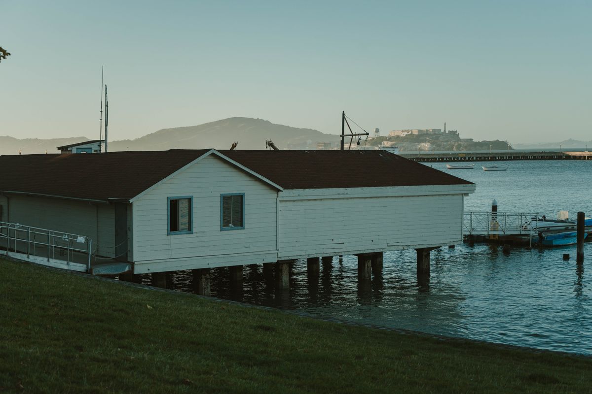 home removals in Windermere — Loaded properly: blankets, straps and a plan in Windermere