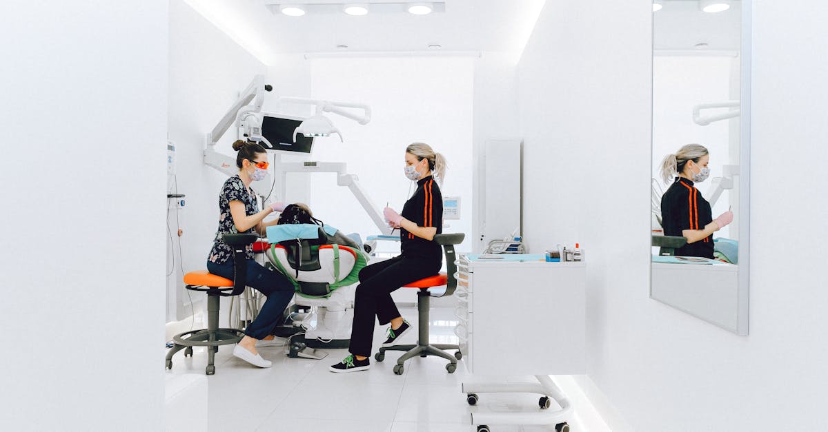 How long does it take to become a dental assistant in Florida
