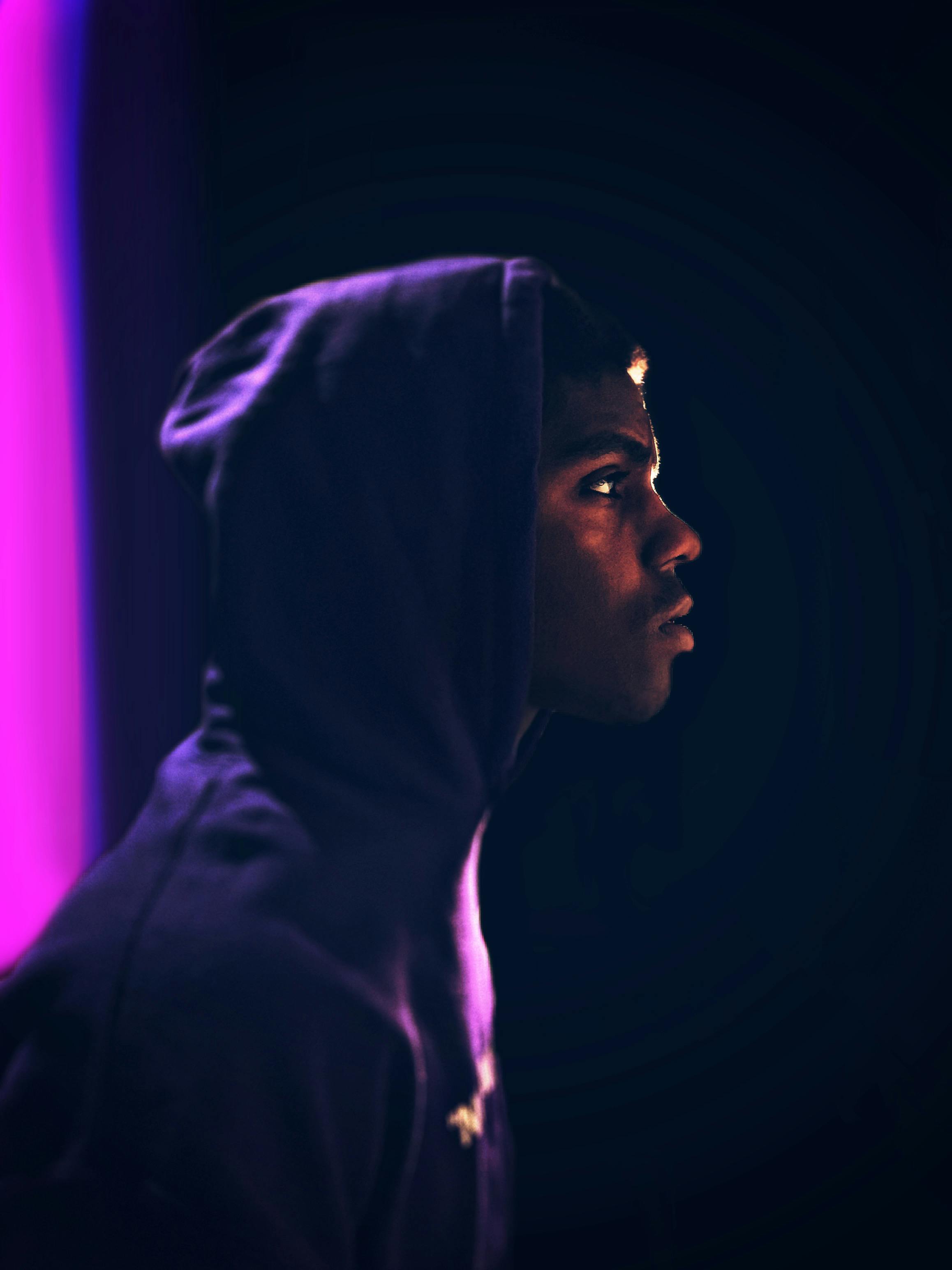 Винт DIN 912 крупным планом