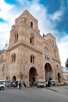 Stunning view of the New Cathedral in Cuenca, Ecuador, showcasing its intricate architecture and historic charm.
