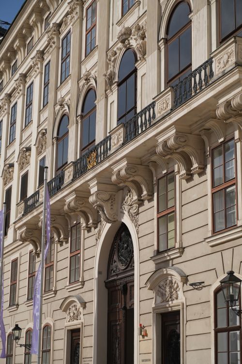 Free Stunning view of a classical architectural facade in Vienna, Austria, showcasing ornate details. Stock Photo