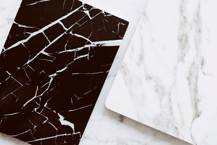 White And Black Marble Tiles