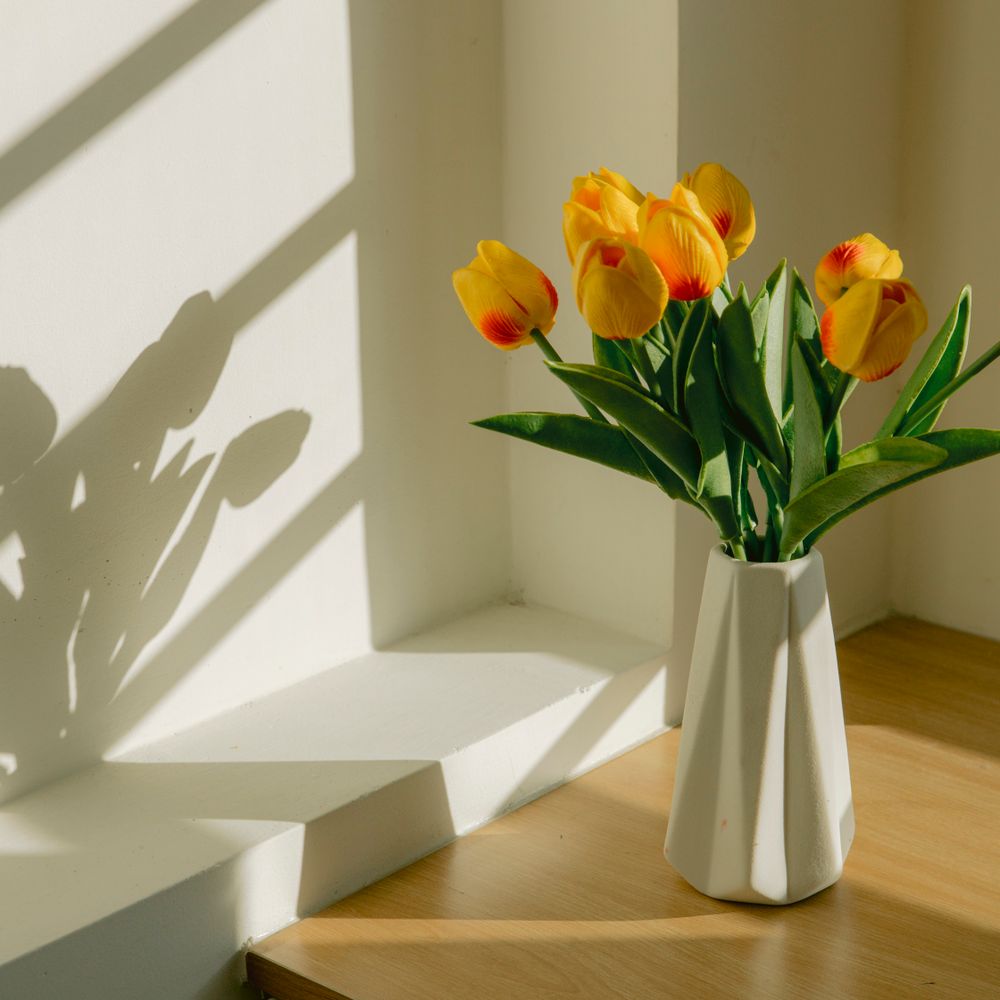 Painters and Decorators in Noak Hill — clean edges cut in around trim and sockets