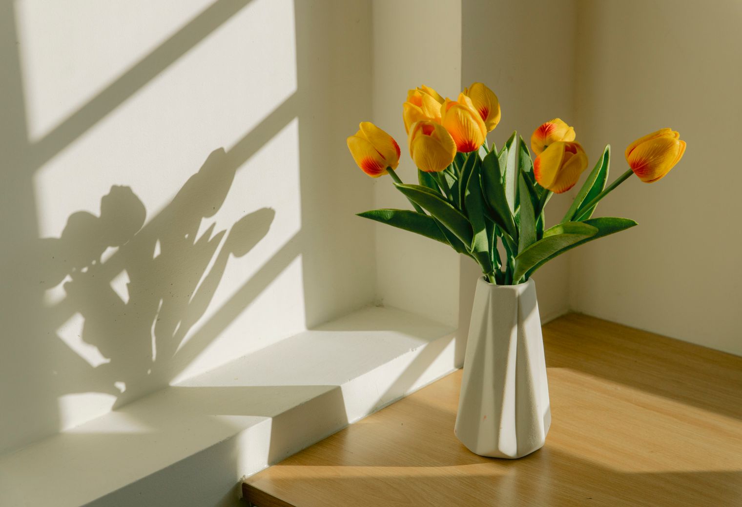 Painters and Decorators in Whitton — a freshly painted, spotless finish