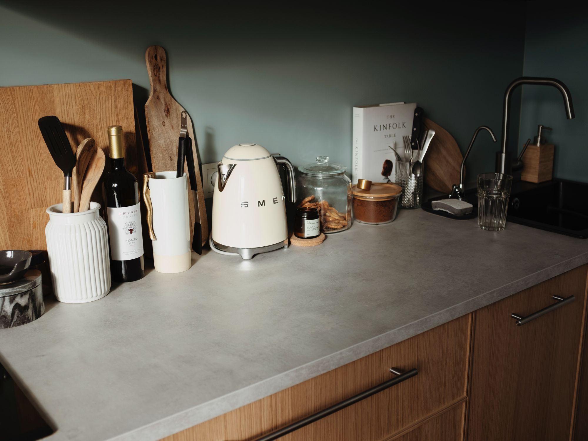 Kitchen Spraying in Rainham, Havering — specialist spraying kitchen cabinets to a factory finish