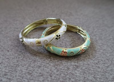 Enamel jewellery