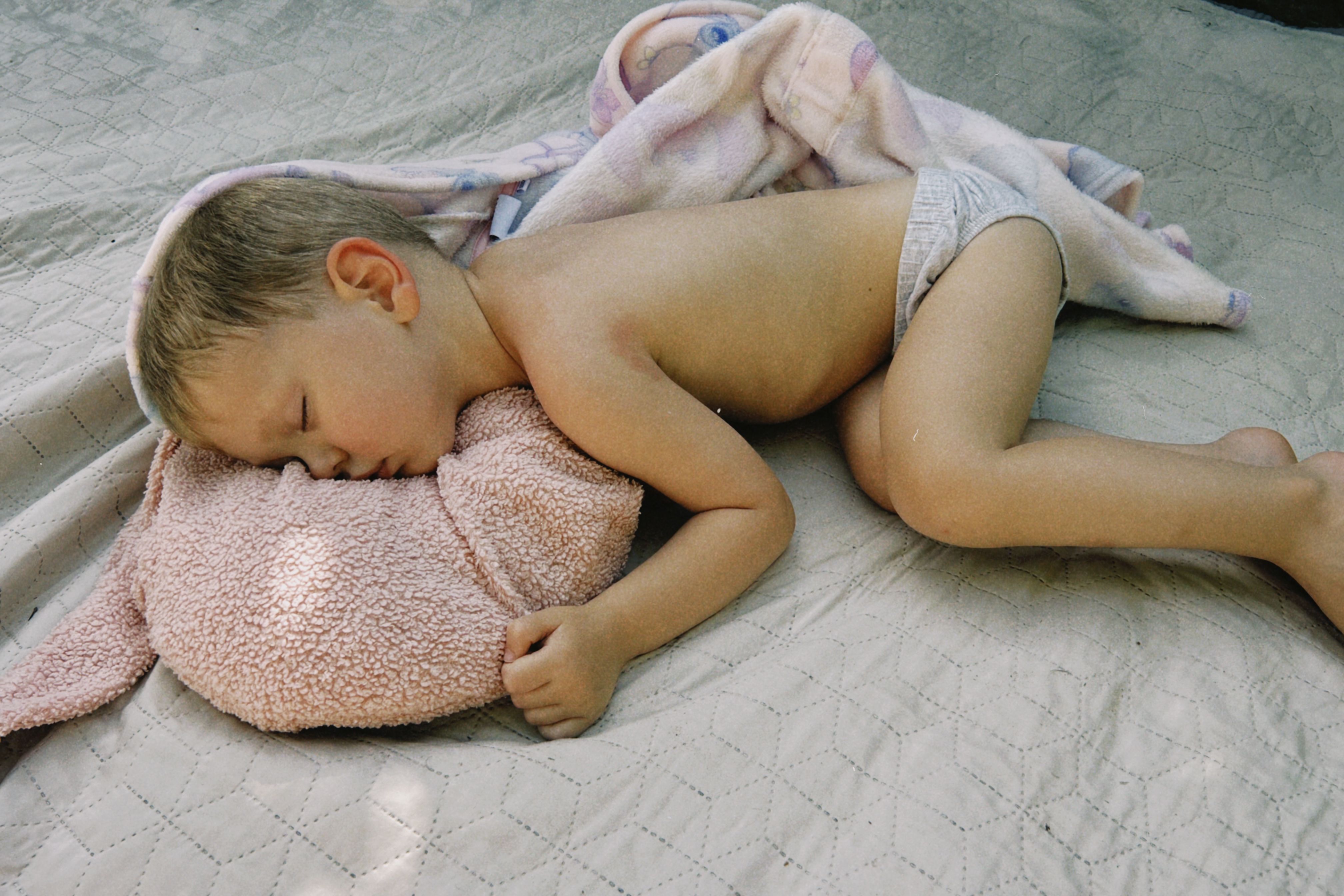 Positional therapy trains sleep apnea patients for long-term recovery - News — Photo by Vadim Malitskii on Pexels