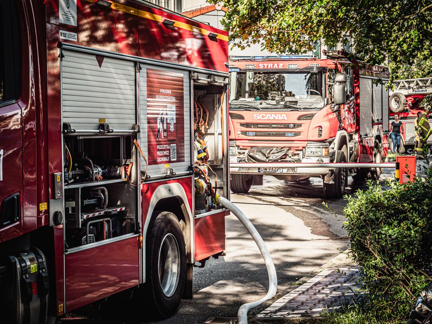 East Ottawa House Fire Injures Two, Sends Crews Scrambling