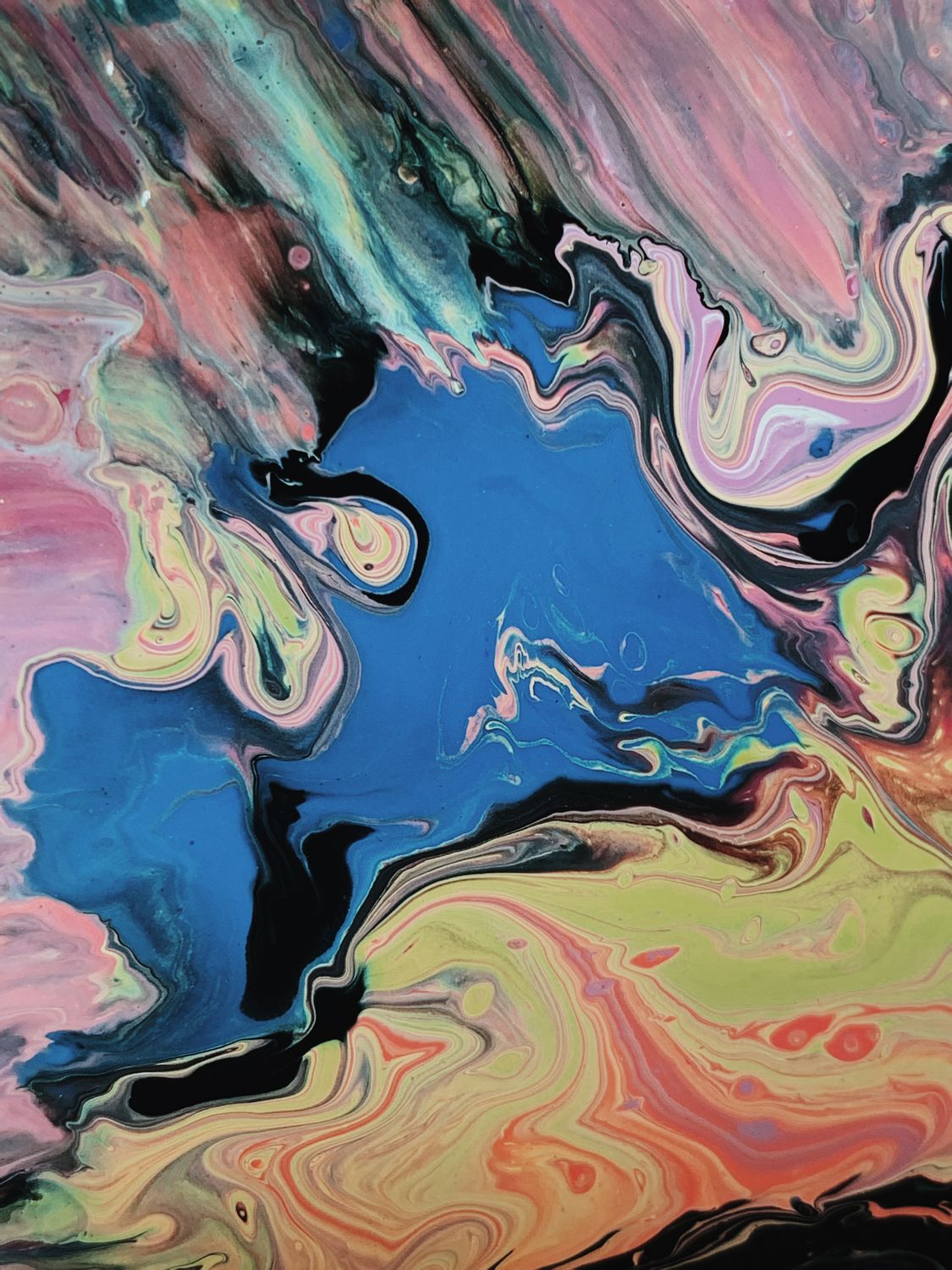 Abstract watercolor painting representing bright flow · Free Stock Photo