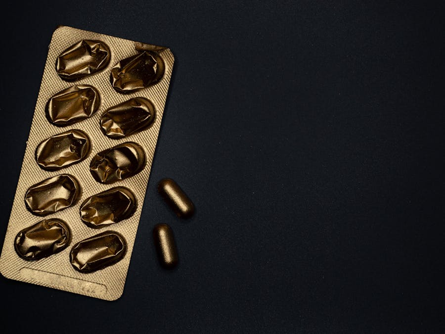 What medications should not be taken with zinc?