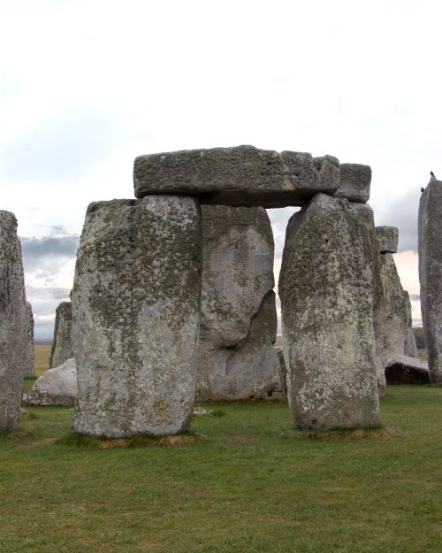 Free Majestic view of the ancient Stonehenge monoliths under a cloudy sky in England. Stock Photo