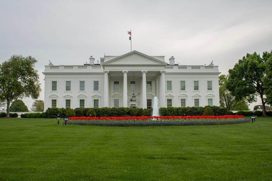 Vibe-decoding the White House-Anthropic fight over Fable