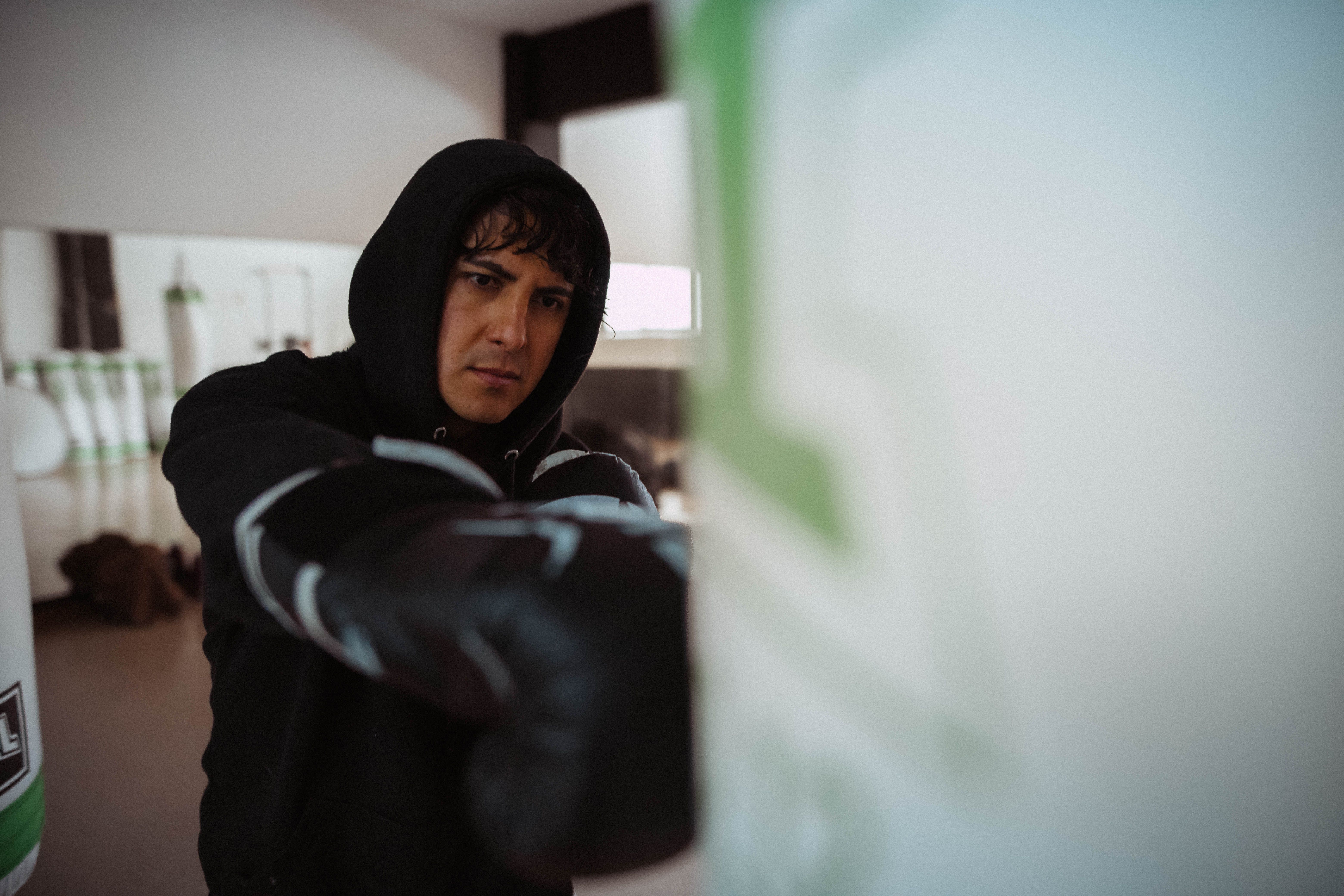 Ryhall — professional packers wrapping and boxing belongings