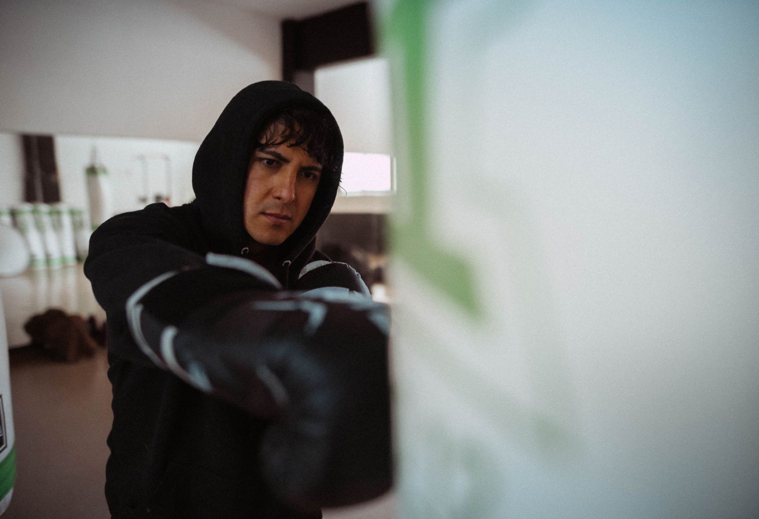 Ryhall — professional packers wrapping and boxing belongings