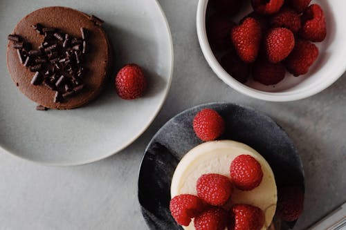 Cakes With Raspberries