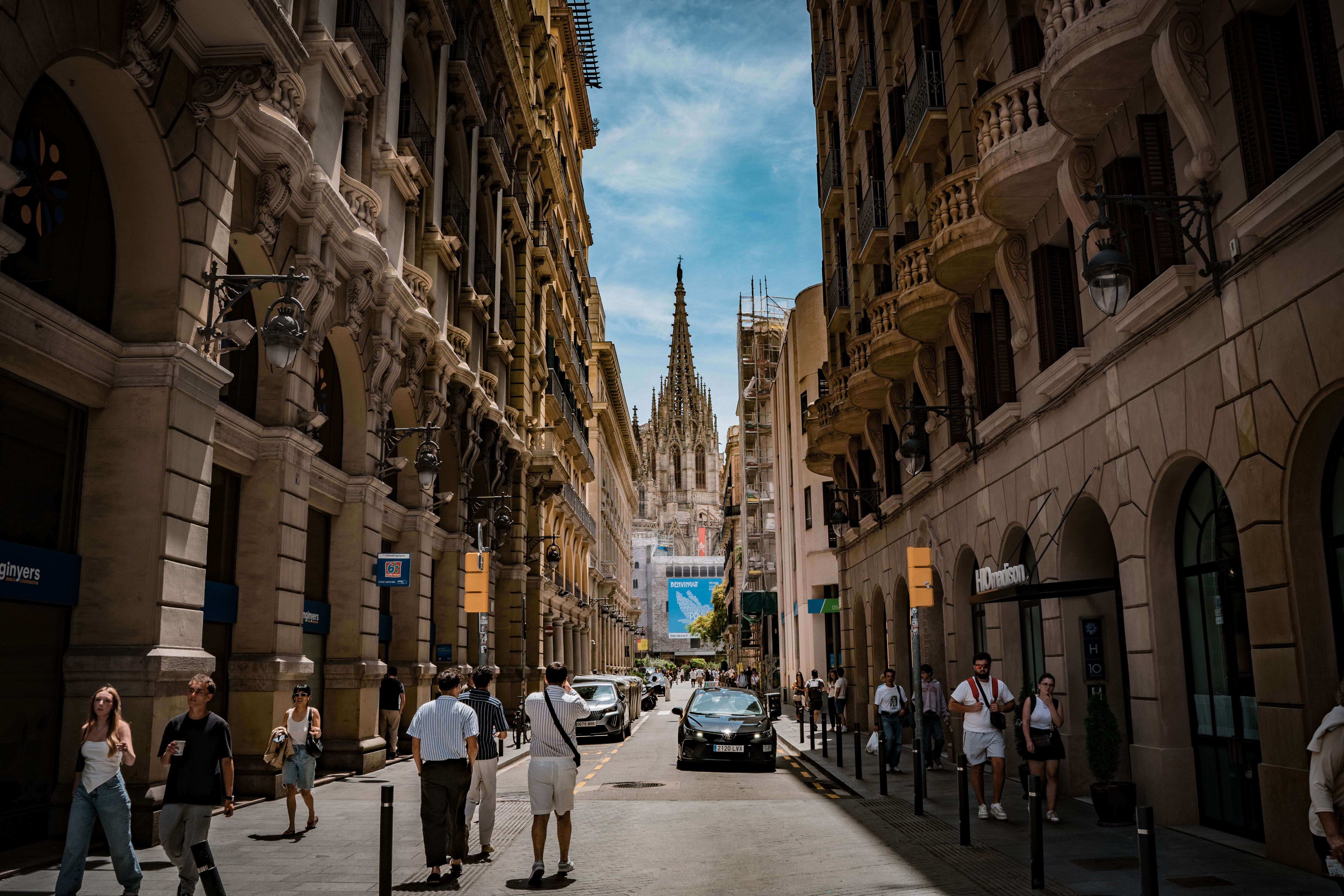 Your Guide to Car Rental Barcelona No Deposit