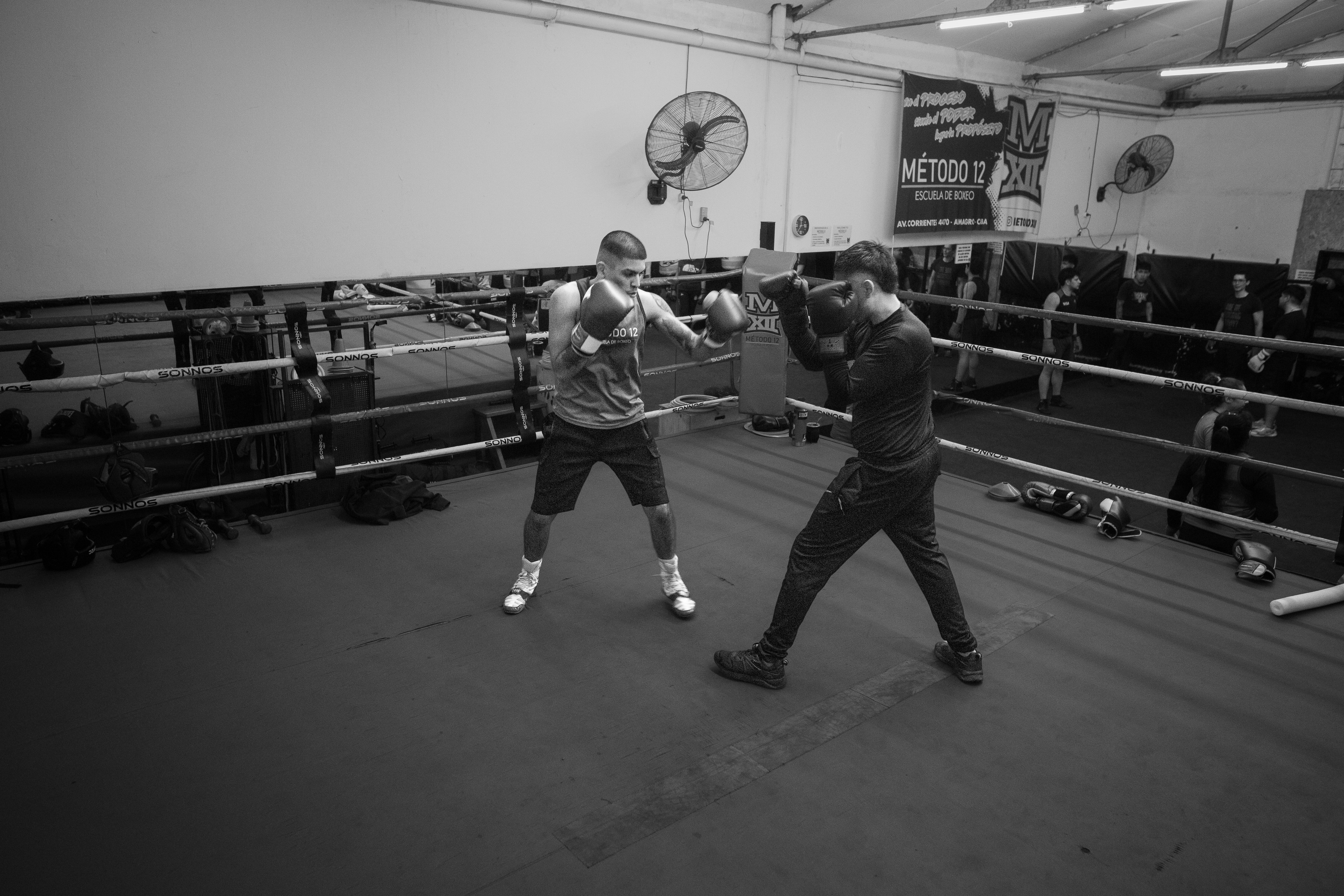 Bircotes — professional packers wrapping and boxing belongings