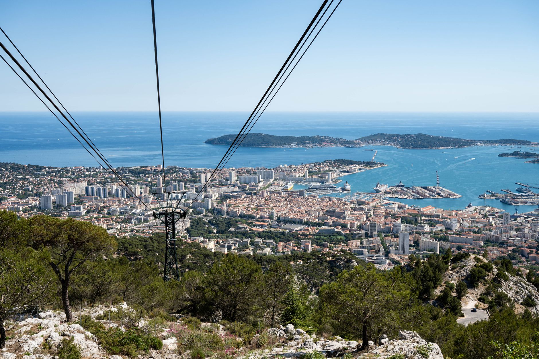 Airport transfers in Beaulieu Sur Mer Airport transfers in Beaulieu Sur Mer