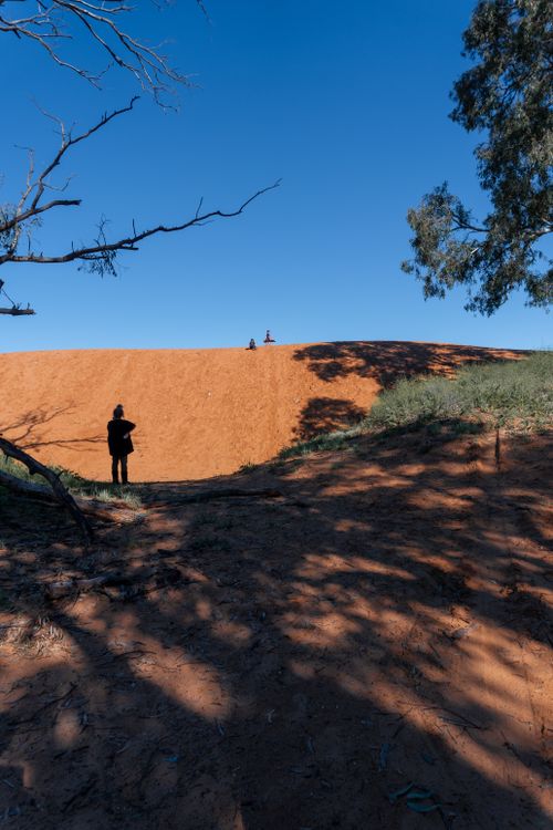 Free Capture of a towering sand dune in Wentworth, Australia, evoking the vast wilderness of the outback. Stock Photo