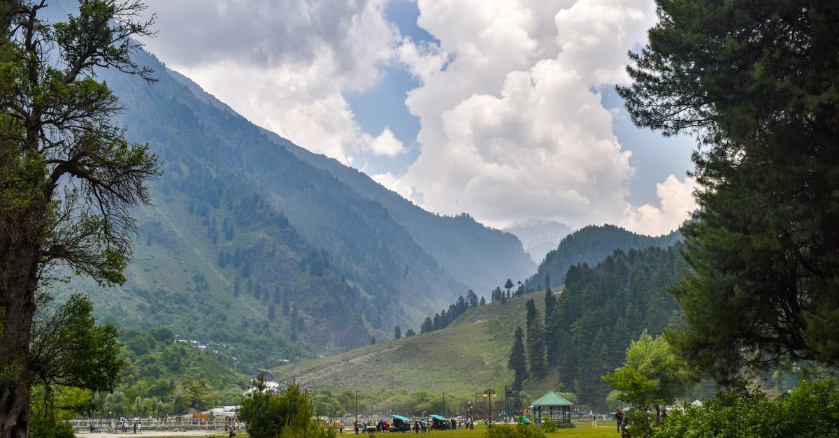 NHM Employees in Kashmir Begin 72-Hour Strike Over Unmet Demands