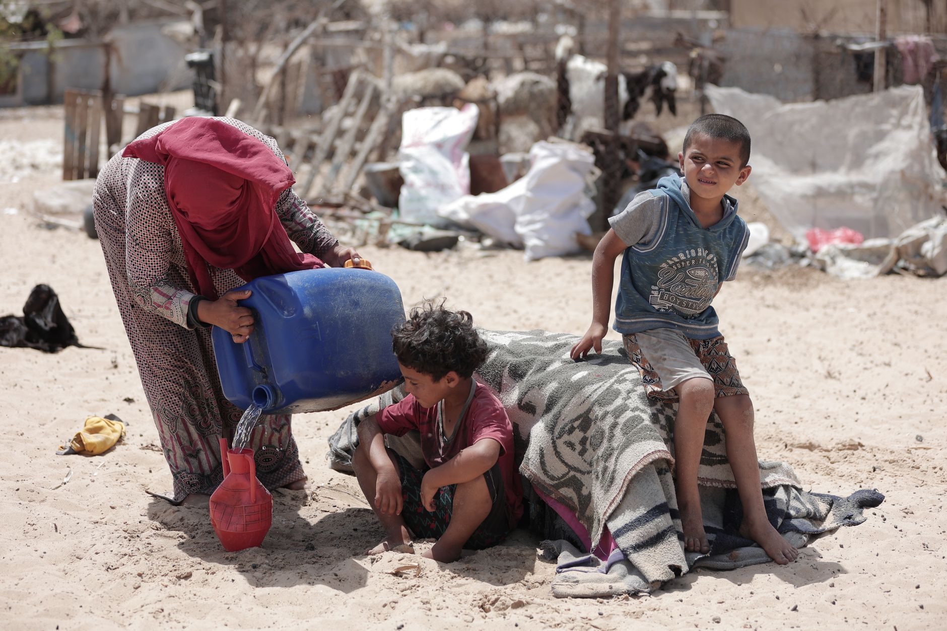 Onsite gunmen force MSF to stop work at Gaza’s Nasser Hospital