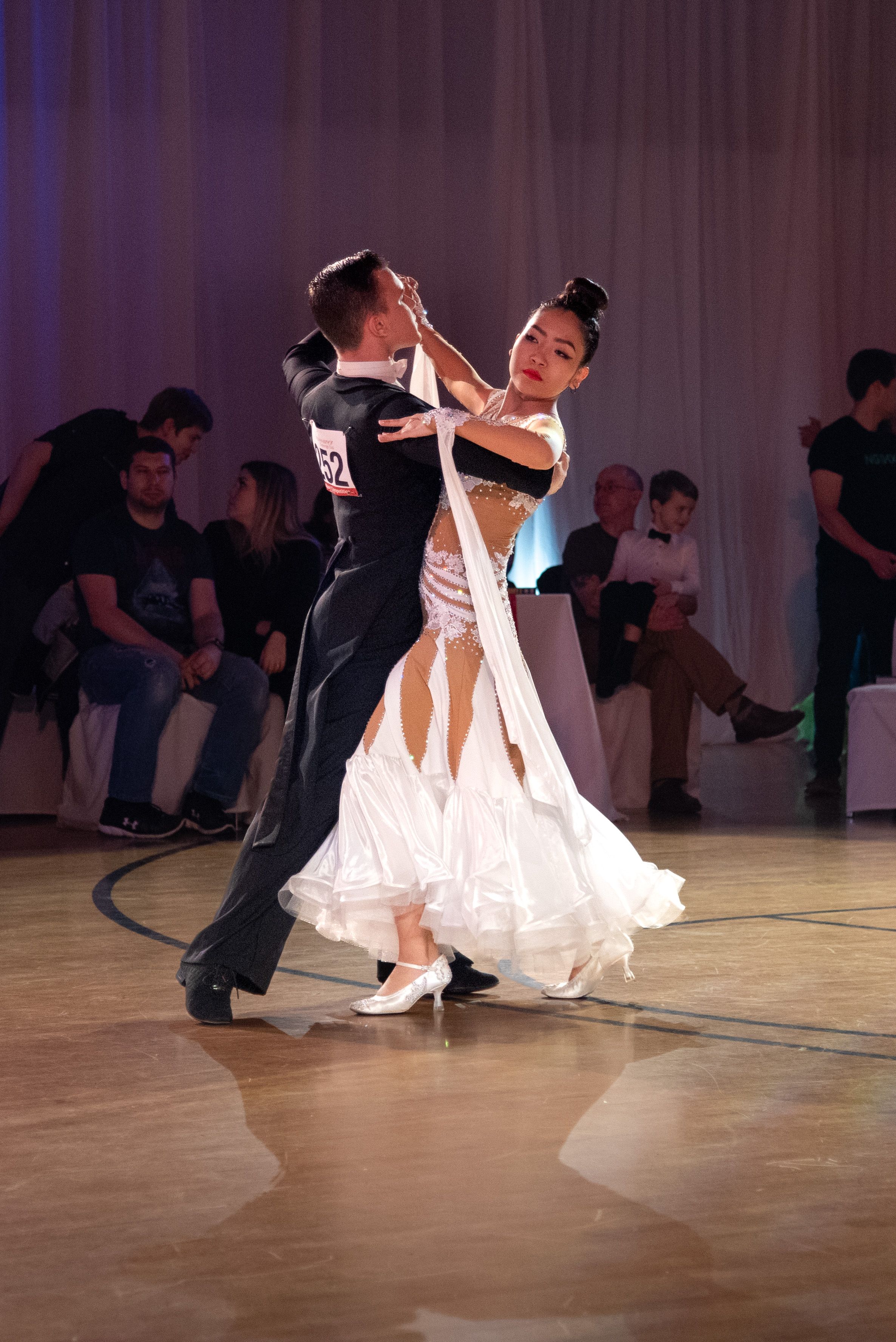 Initiation à la danse de salon pour débutants - illustration