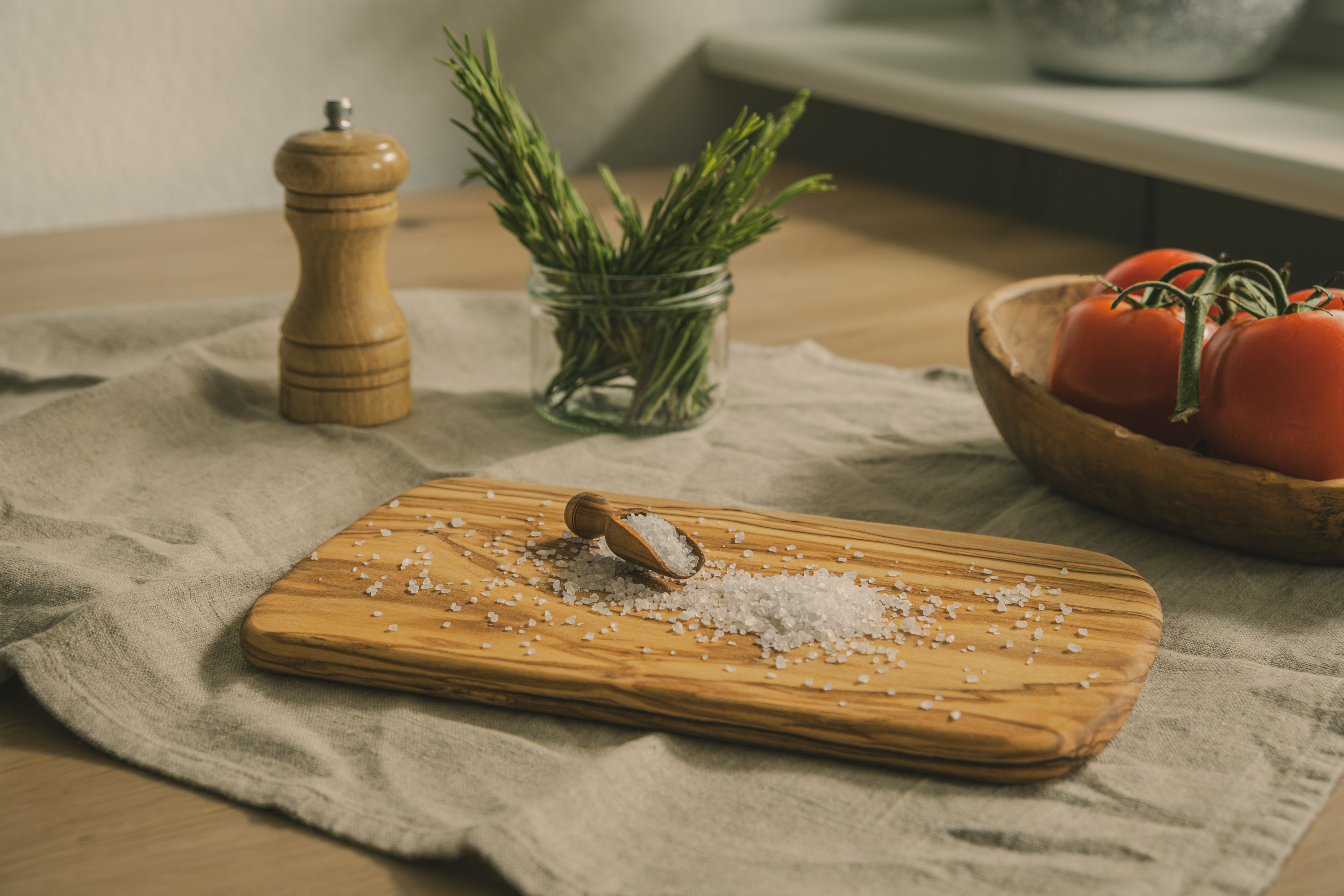 Salt Is Not Just a Seasoning: The Remarkable Chemistry That Makes It the Most Powerful Tool in Your Kitchen
