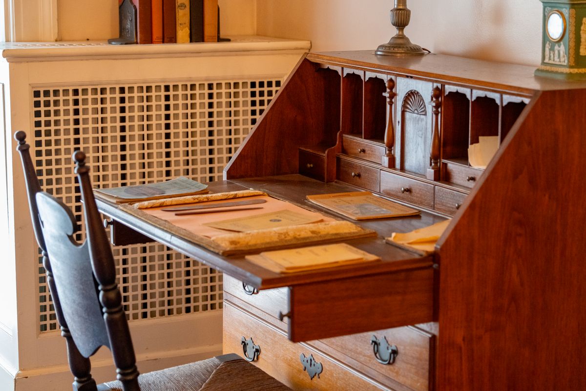 single item delivery in Dymock — Loaded properly: blankets, straps and a plan in Dymock