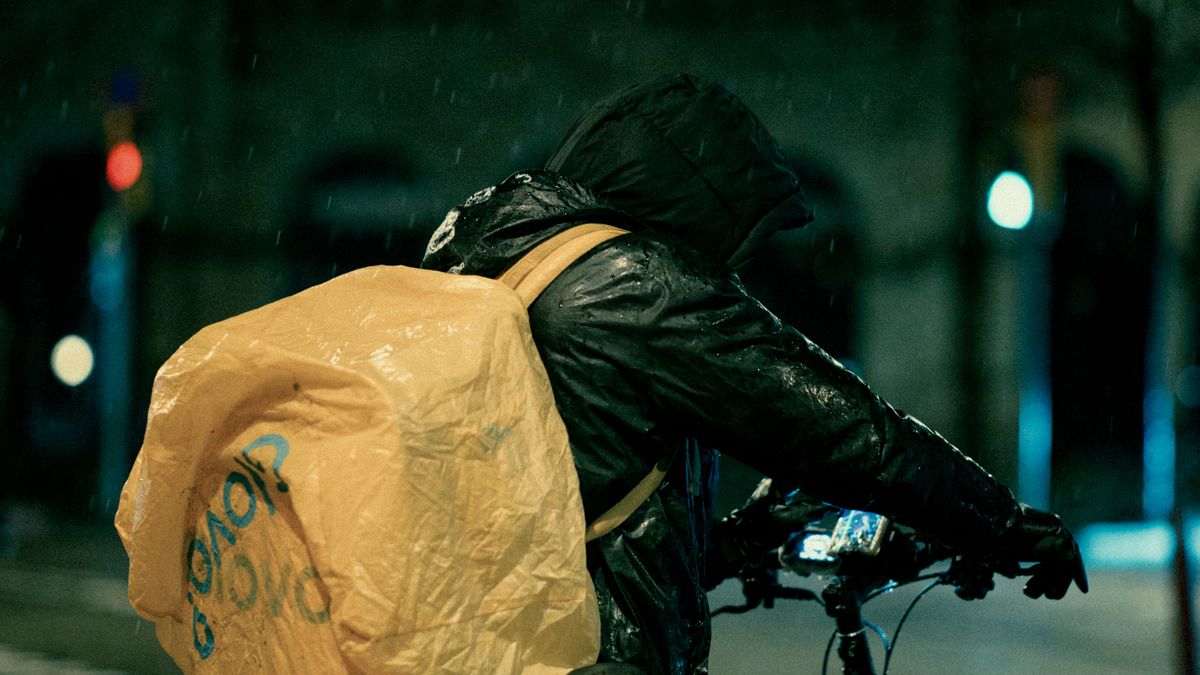 Comment choisir son VAE pour affronter la pluie en 2026 - illustration