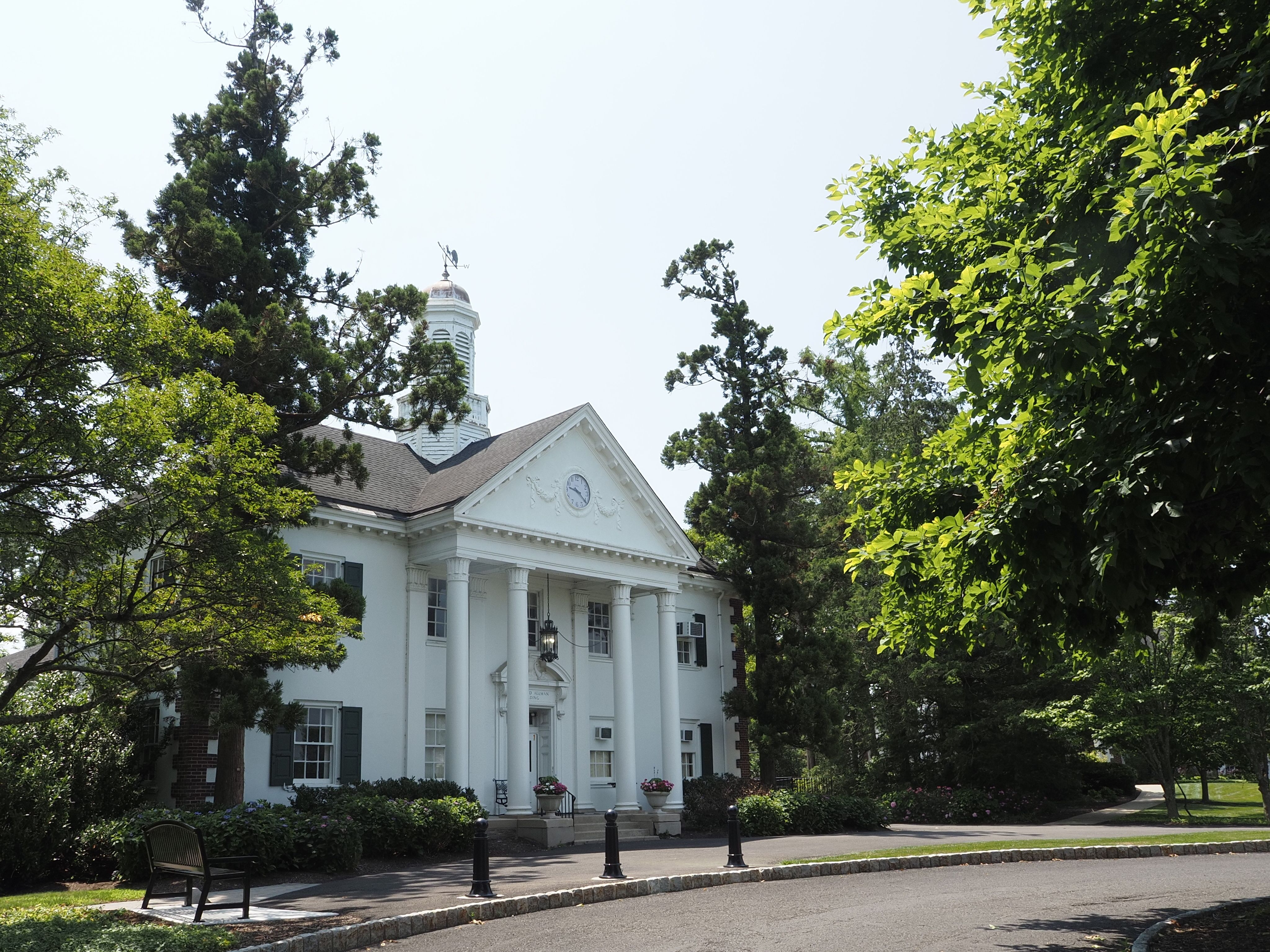 Tarrytown — Tarrytown