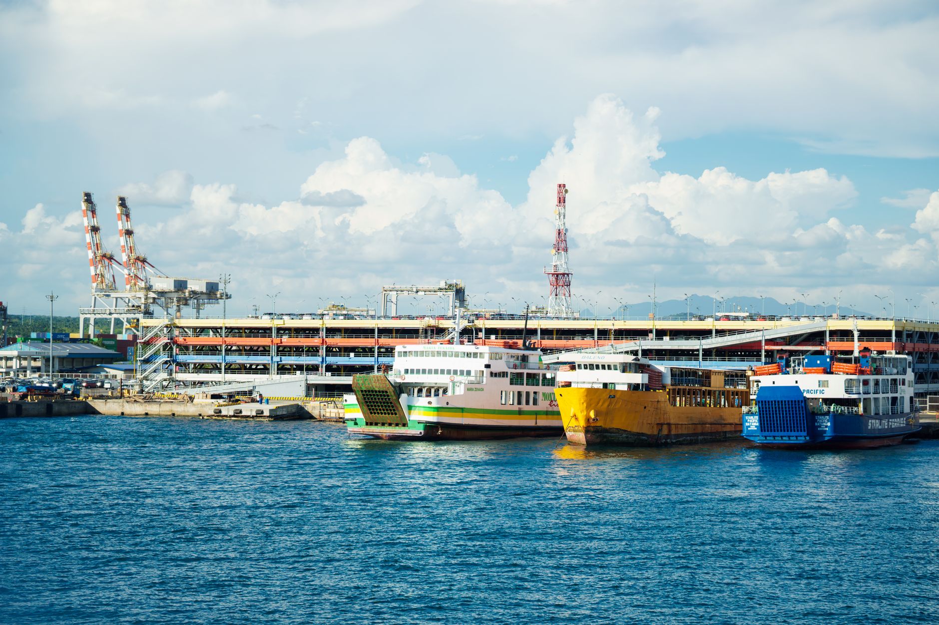 Port de Sambava, centre logistique et commercial de la vanille malgache