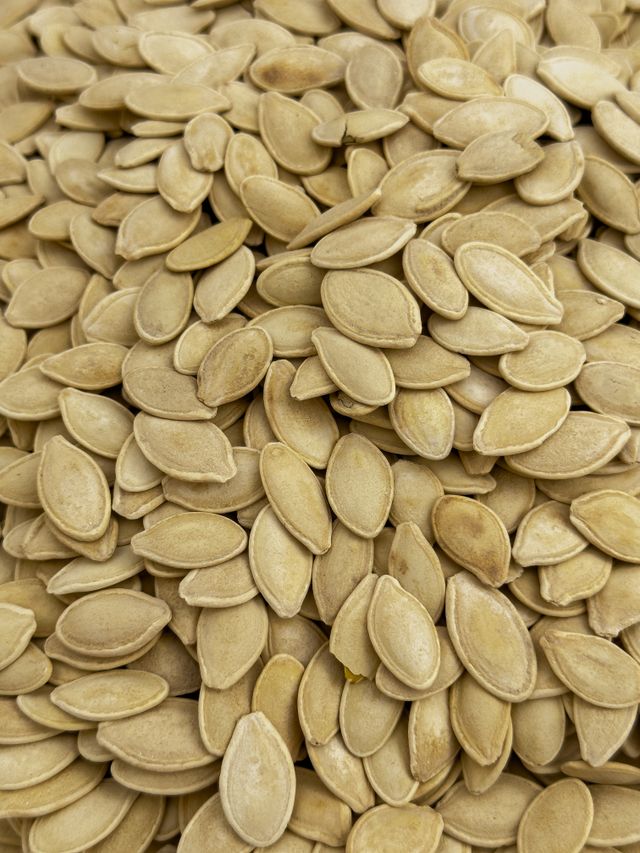 Shine skin raw organic pumpkin seeds, AA grade