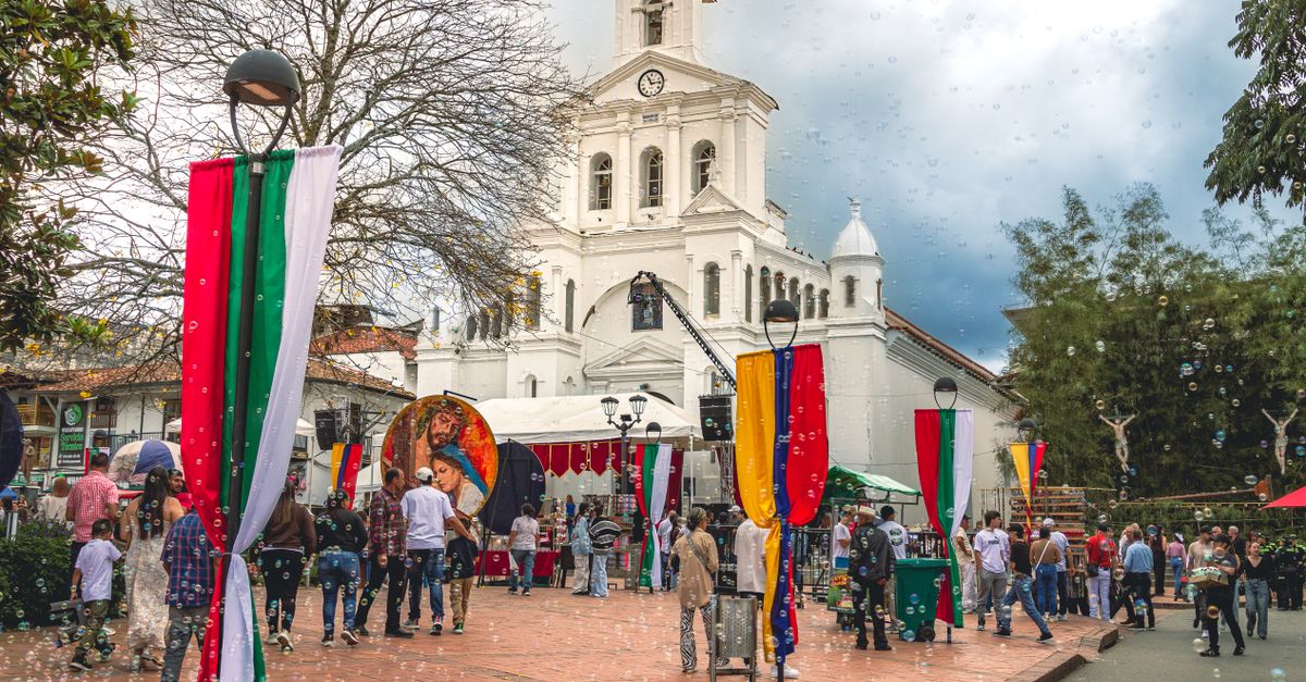 food story: Colombia - Coffee Region Cooking from Farm Tables to Mountain Cafes